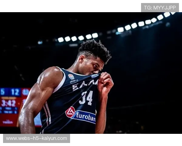 字母哥为退役老将举办送别仪式，尊重传统感人